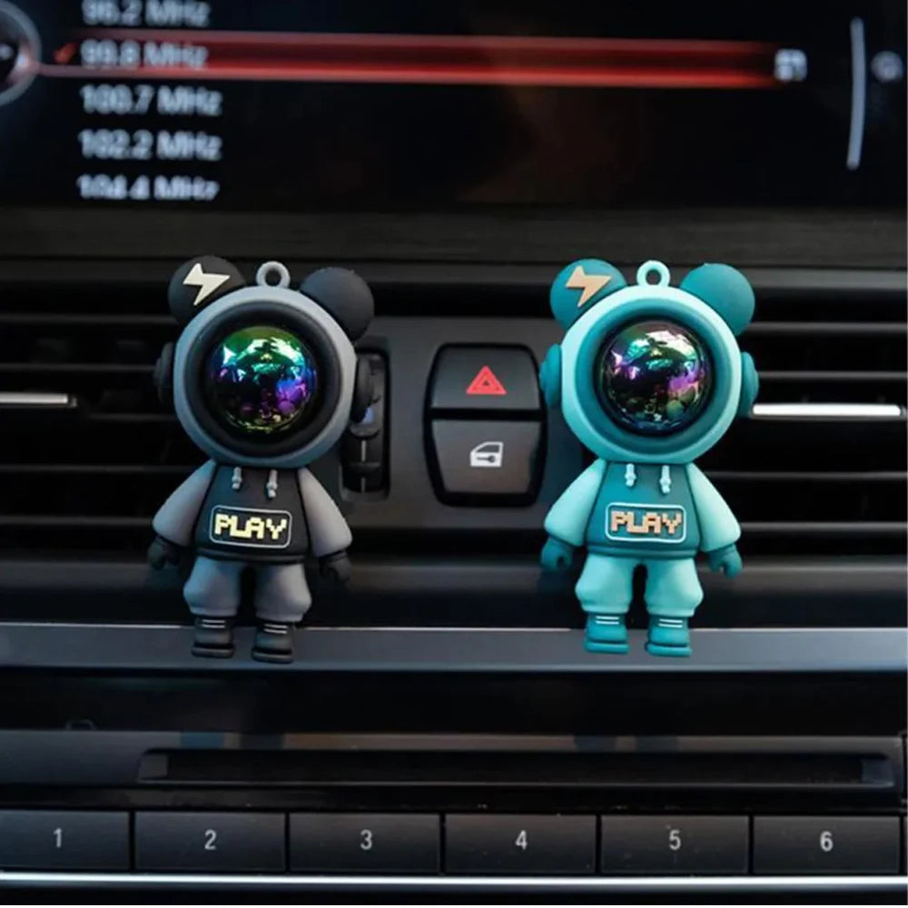 Kivex Space Pilot: Compañero Galáctico para tu Conducción.